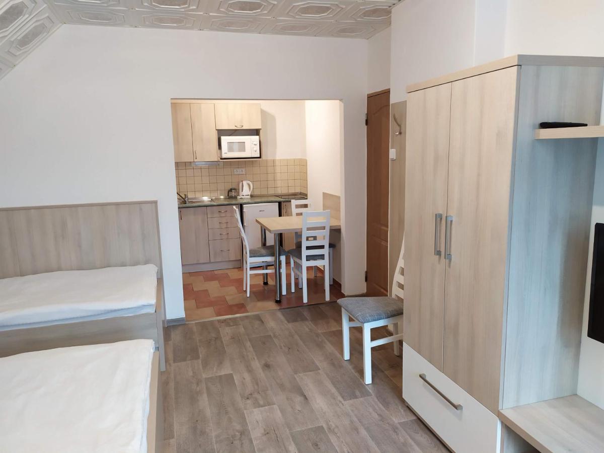 Apartmany Okoun Velké Losiny Buitenkant foto