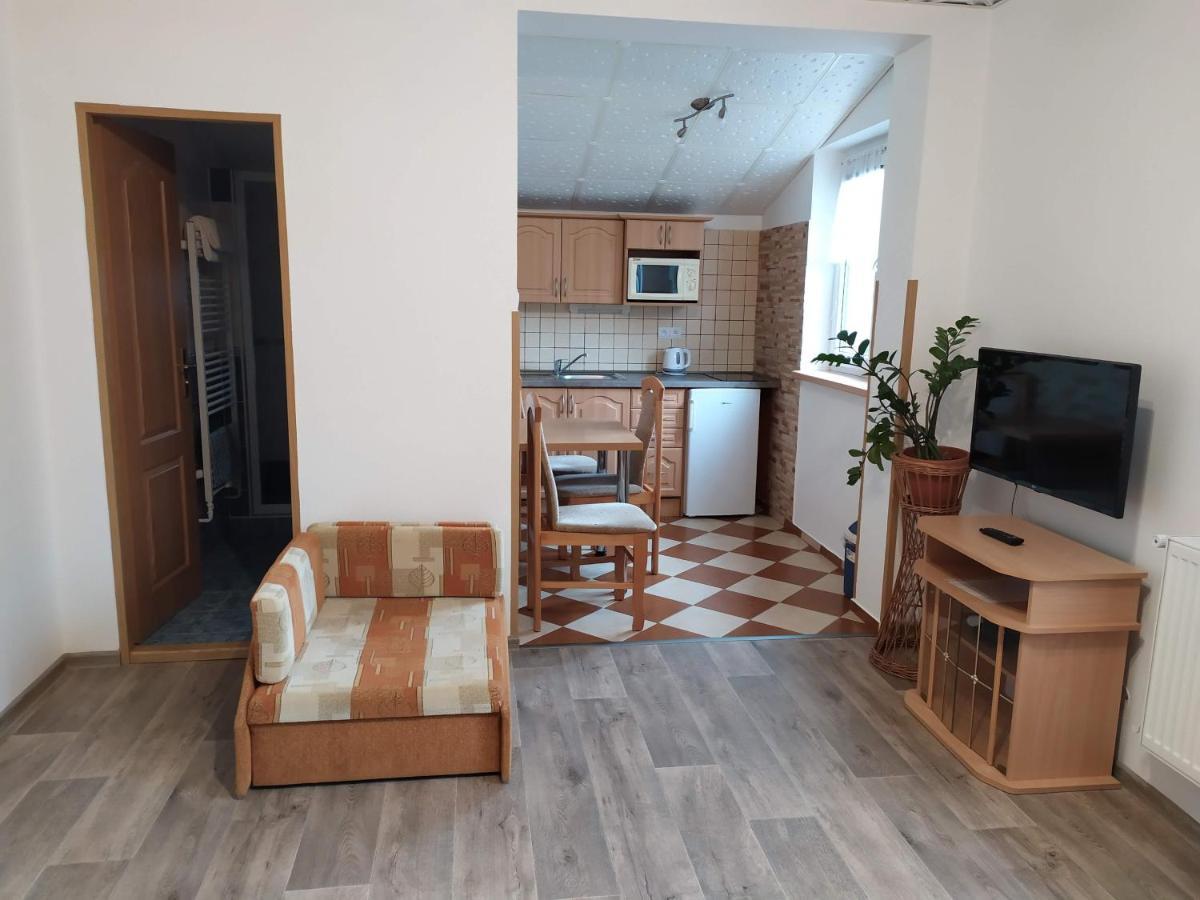 Apartmany Okoun Velké Losiny Buitenkant foto